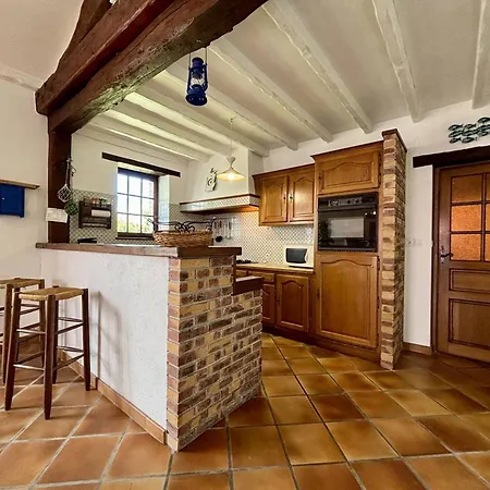 Maison 3 Pieces A Saint-georges-d'oleron, 6 Couchages, Proche Centre-ville, Terrasse Avec Barbecue - Fr-1-246a-307 Feriehus