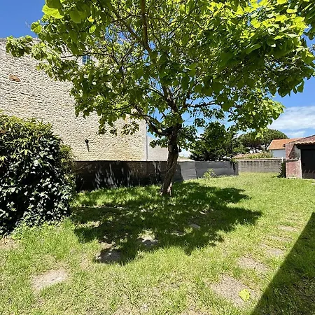 Maison 3 Pieces A Saint-georges-d'oleron, 6 Couchages, Proche Centre-ville, Terrasse Avec Barbecue - Fr-1-246a-307 *